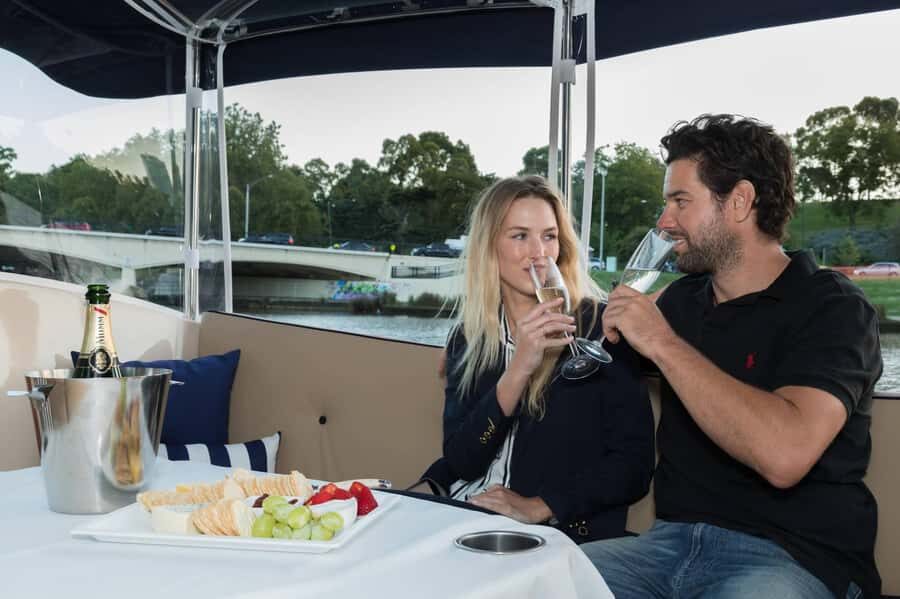 1.5Hr Yarra River Crown Flames and City Lights Cruise - The Cruise Flow: Guided Sightseeing on the Yarra River