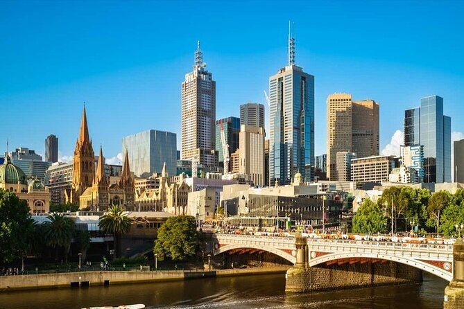 4 Hour Private Tour of Melbourne's Iconic Highlights with Guide - Logistics that actually matter: timing, weather, and comfort