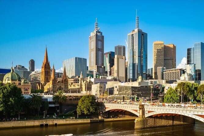 4 Hour Private Tour of Melbourne's Iconic Highlights with Guide - Who this tour is best for (and who should look elsewhere)