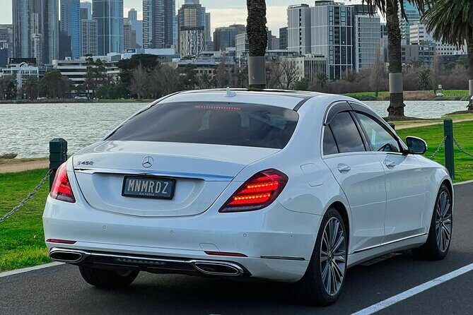Airport Transfers - Chauffeur Car & Limo Services of Melbourne - Local comfort tips for your Melbourne arrival