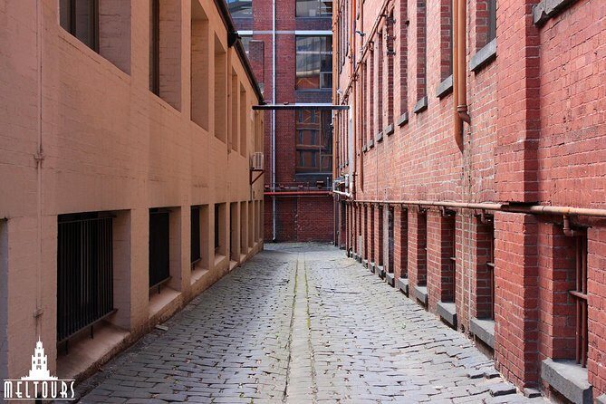 Architecture Tour of Melbourne - Small group logistics: why max 10 people is more than a number