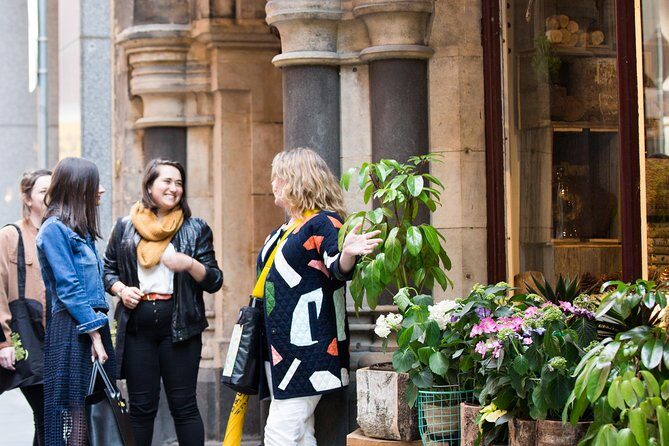 Creepy Tales, Bars & Laneways Of Melbourne Walking Tour - Hosier Lane and Fed Square: street art as a warning sign, then morgue legends