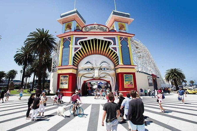 Custom Private Day Tour Melbourne to all surrounding areas for up to 11 people - Morning logistics: pickup, start time, and staying comfy