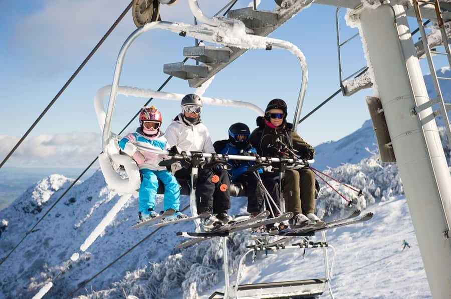 From Melbourne: Day Trip to Mt Buller by Premium Tour Coach - Who this Mt Buller coach tour suits best