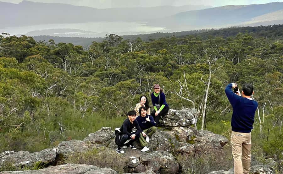 From Melbourne: Grampians National Park Group Tour - Silverband Falls Walk: A Short Stretch With Big Water Energy