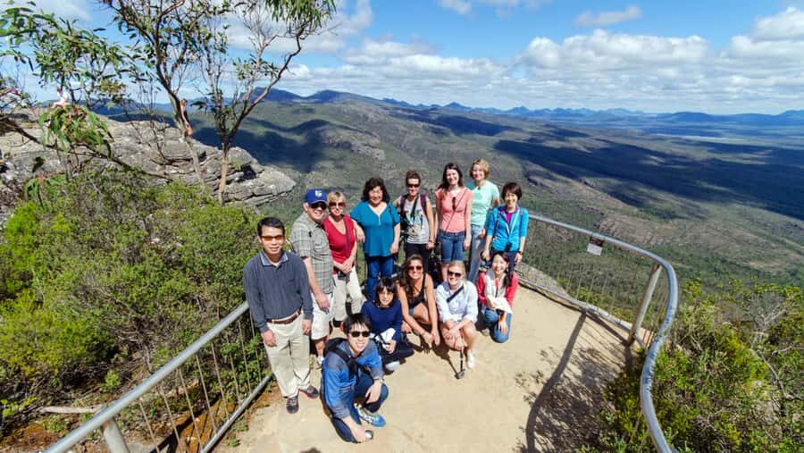 From Melbourne: Grampians National Park Small Group Tour - From Melbourne to Beaufort: the calm start before the cliffs