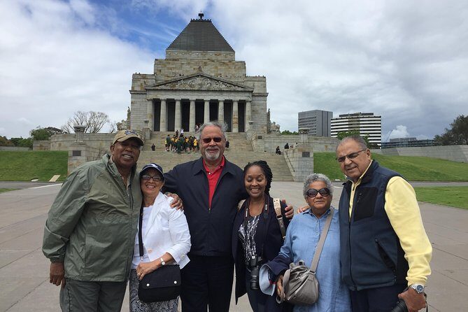 Full Day Private Melbourne Tour with enchanting Koala Encounters. - Yarra River and Southbank: a light finale with a big view feel
