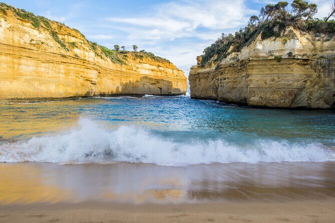 Full day Shared Tour to Twelve Apostle (Melbourne Chinese Tour) - A 7:30am start on the Great Ocean Road: how the day really feels