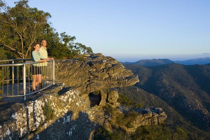 Grampians National Park with MacKenzie Falls and Kangaroos - The early start: Melbourne pickup, Beaufort stop, and getting your day in motion