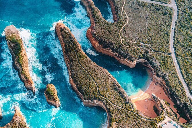 Great Ocean Road Reverse Tour with Iconic Stops & Wildlife - Getting on board in Melbourne (and why it affects your whole day)