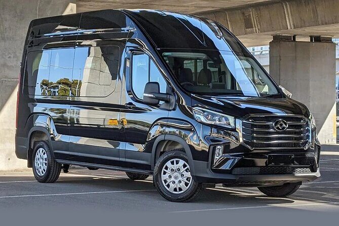 Great Ocean Road Tour Reverse –SML GRP-DLUX Mini Bus Hotel Pickup - Loch Ard Gorge Story Stops: Tom and Eva, Razorback, and More