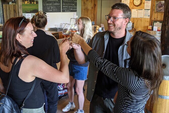 Laid back, Yarra Valley Wine Tour: Wine, Cider, Gin, Beer + Choc - Four Pillars Gin Paddle or Watts River Brewing Beer Flight