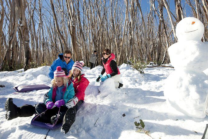 Lake Mountain Snow Trip including Yarra Valley Chocolaterie from Melbourne - The morning stop in Healesville: a chance to eat like a local