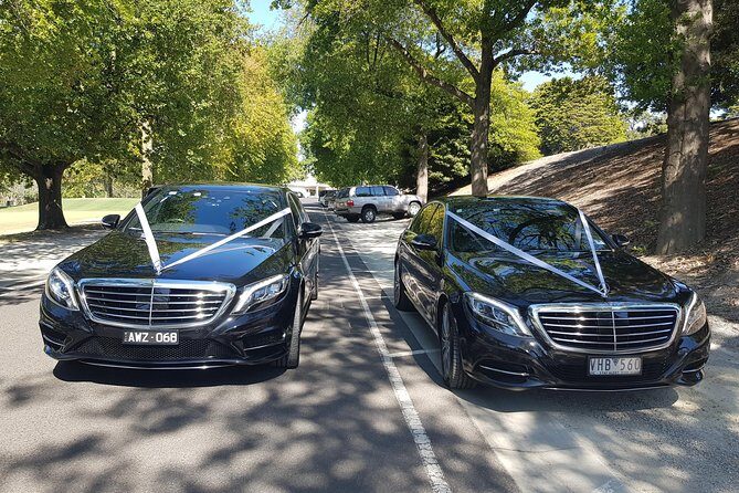 Luxury Private Airport Transfer Melbourne - What’s included inside the car: Wi-Fi, chargers, and fresh-model comfort