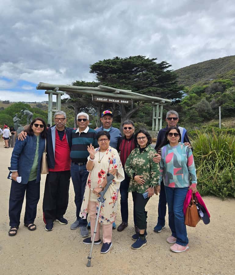 Luxury Private Great Ocean Road Tour – Up to 14 Guests - Getting started in Melbourne: the pickup rhythm matters