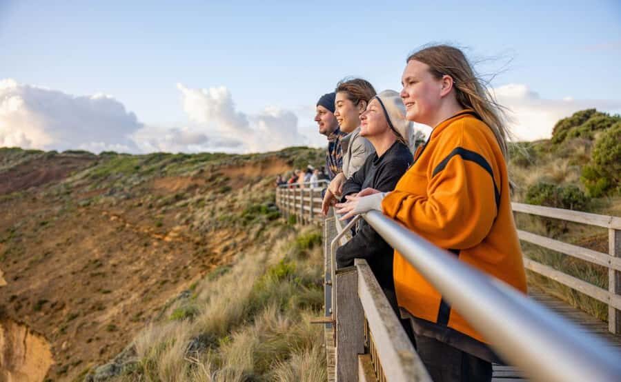 Melbourne: 12 Apostles Sunset Tour - Less Crowds - A late sunset schedule that changes everything