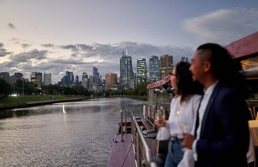Melbourne: 4-Course Dinner Cruise with Drinks - Vegetarian choices and the dietary limits that matter