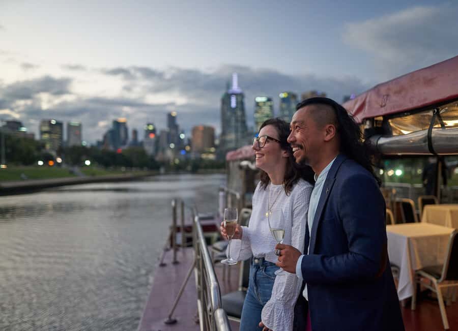 Melbourne: 4-Course Dinner Cruise with Drinks - The 4-course meal on the floating restaurant: what you’ll eat