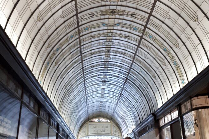 Melbourne Art Deco Architecture Tour - Why the Manchester Unity Building is the perfect launch point