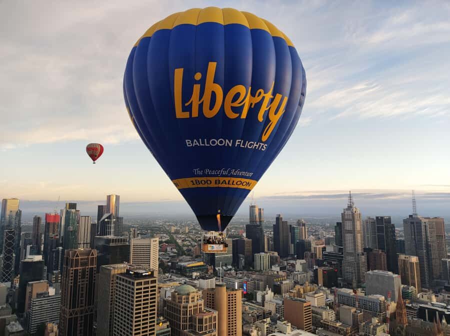 Melbourne: Balloon Flight at Sunrise with Breakfast - Watching the Pilot Work the Winds (and Why Your Landing Changes)