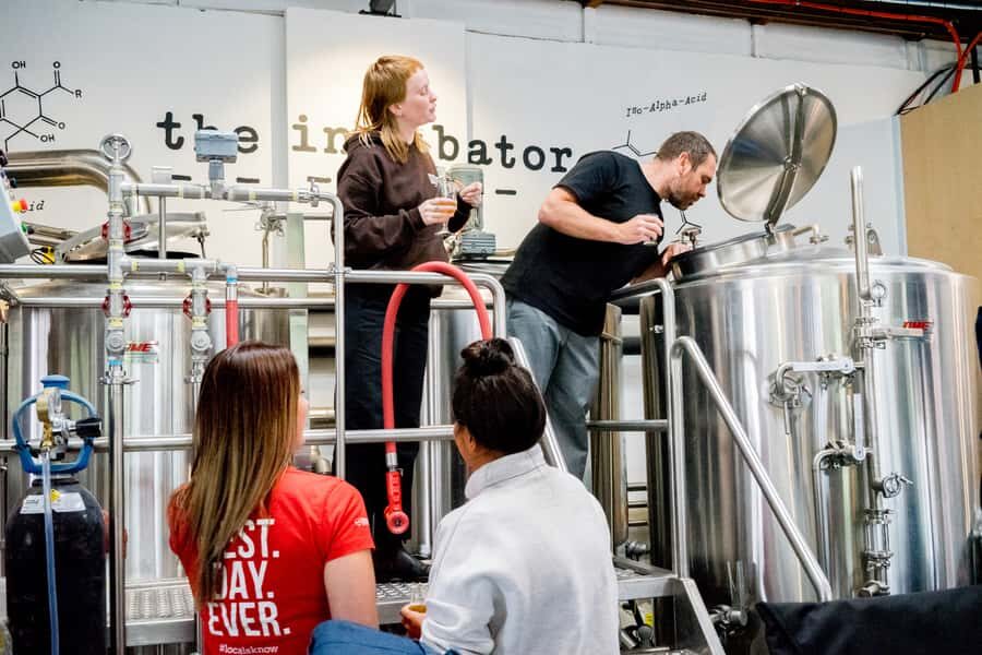 Melbourne Beer Tour – Hidden Bars & Local Brews - Three Breweries, Three Beer Styles, and the Stories Behind the Glass