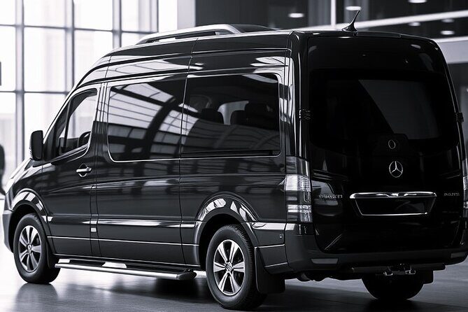 Melbourne CBD to MEL Airport Private Transfer 4 or more - Private transfer from Melbourne CBD to Tullamarine, made simple