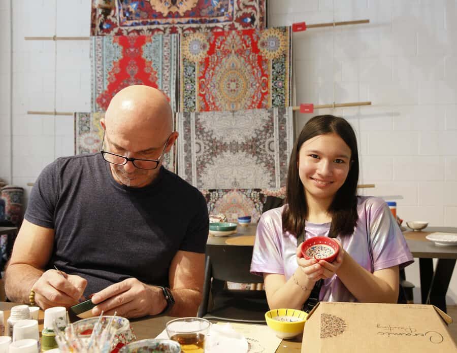 Melbourne: Ceramic Plates & Bowls Paint and Sip Classes - Practical Tips for a Smoother Painting Night