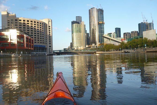 Melbourne City Twilight Kayak Tour - Comfort tips: what to wear so twilight doesn’t steal your fun