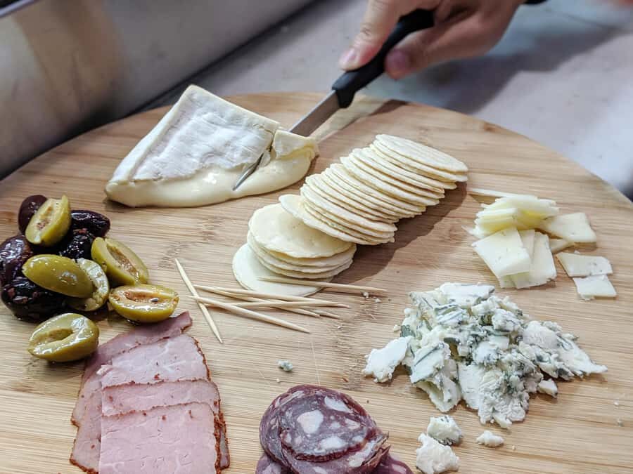 Melbourne Flavors: Queen Victoria Market Food Tour - Queen Victoria Market Early Entrance: Food Before the Rush
