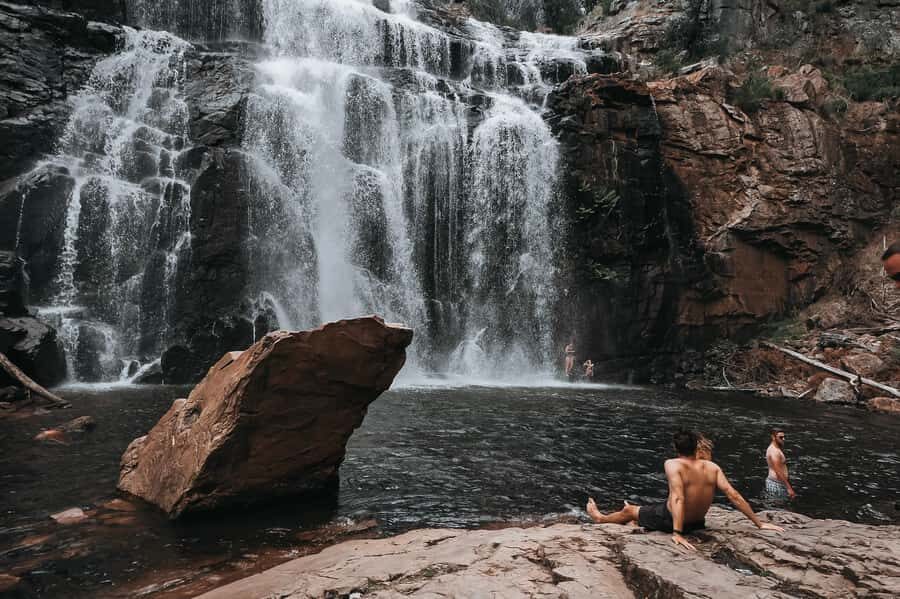 Melbourne: Grampians Day Tour - The First Hike: 4.2km Return Through Rock Formations