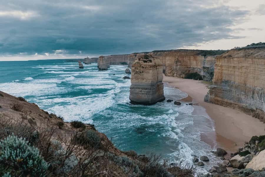 Melbourne: Great Ocean Road Adventure with Iconic Stops - Morning momentum: Split Point Lighthouse, Memorial Arch, and Lorne