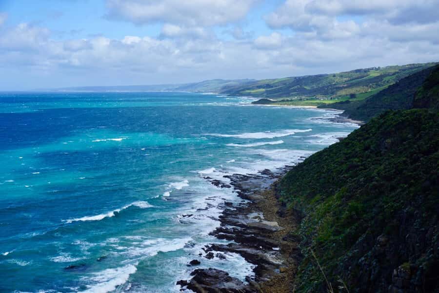 Melbourne: Great Ocean Road Extended–Top Stops&London Bridge - Morning start at the Chocolaterie: small break, big payoff