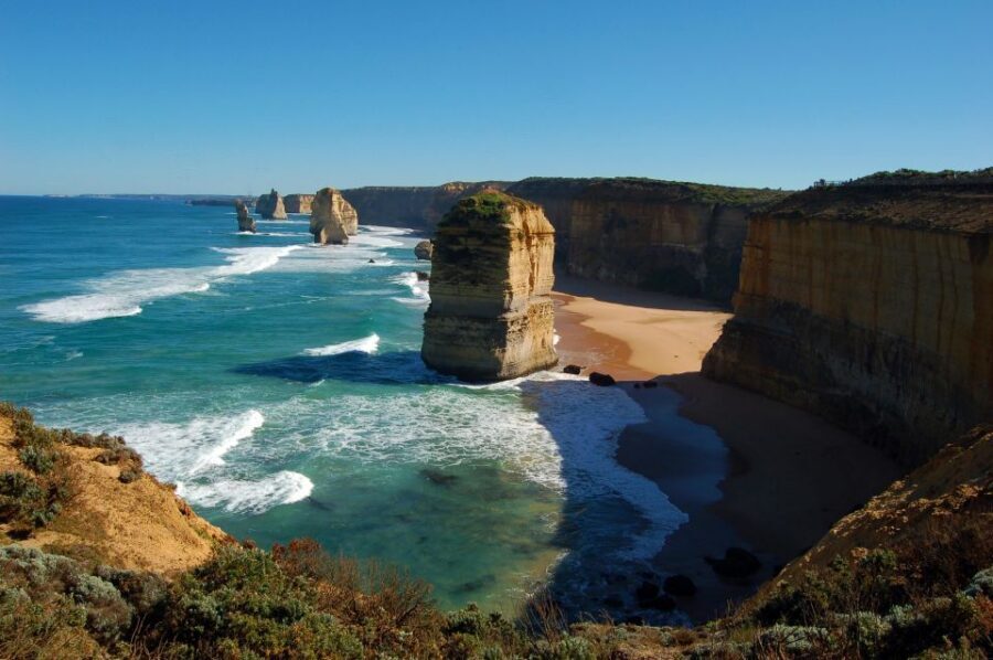 Melbourne: Great Ocean Road Extended–Top Stops&London Bridge - London Bridge: the extra coastal arch stop that changes the shape of the day