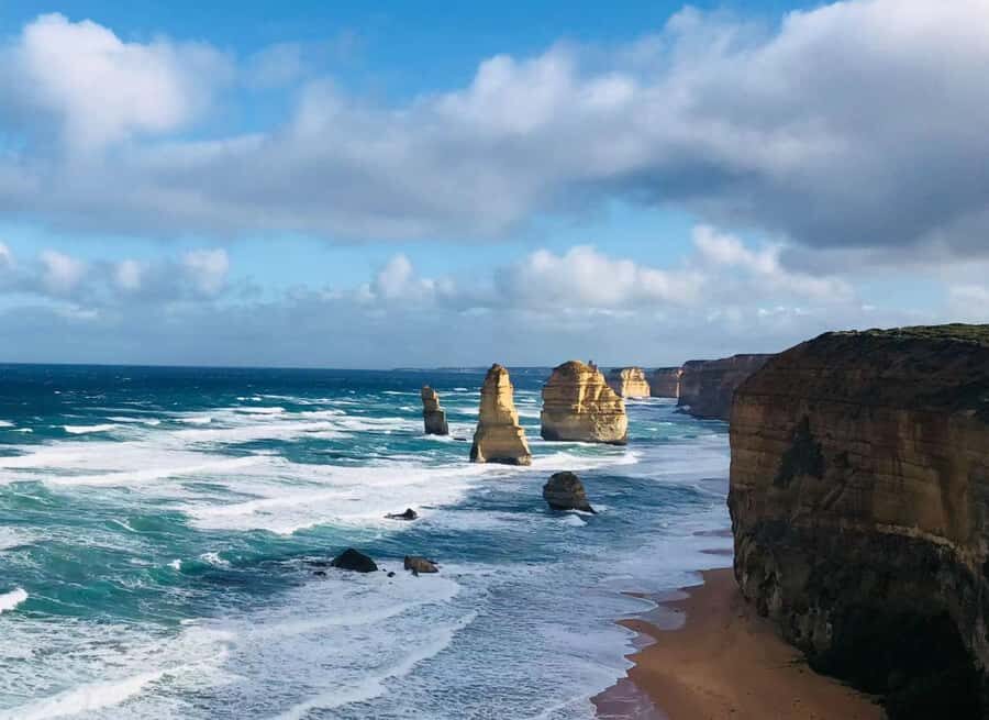 Melbourne: Great Ocean Road Max Highlights & London Bridge - The 12 Apostles: how to get good photos and actually enjoy it