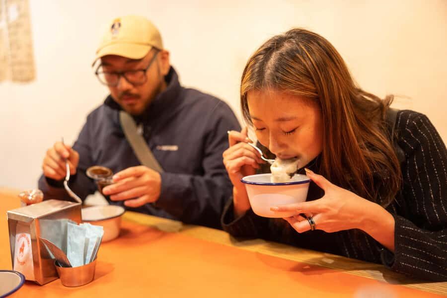Melbourne: Guided Night-Time Food Walking Tour - Meeting at Gordon Reserve: A Simple Start for Night Melbourne
