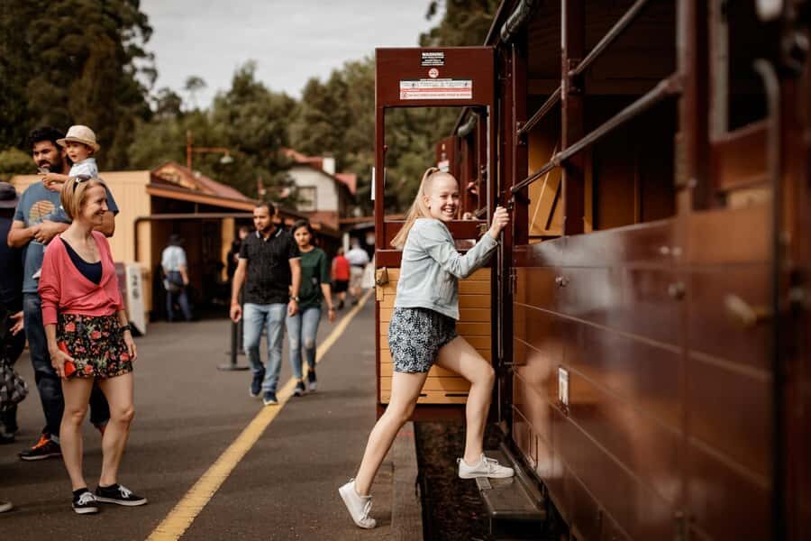 Melbourne: Half-Day Puffing Billy Steam Train Experience - Local guides and 16-language audio: support that actually helps