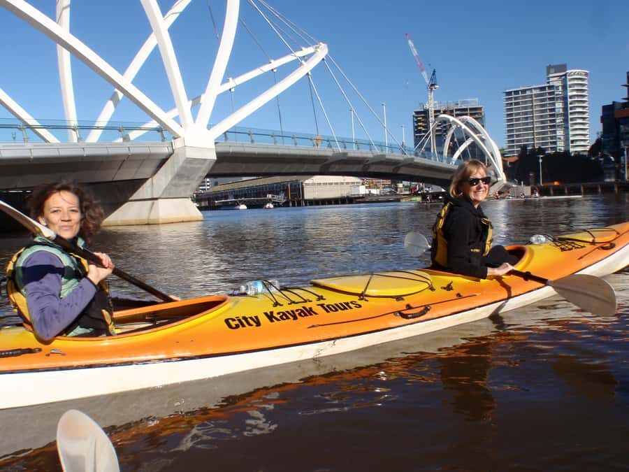 Melbourne: Iconic City Sights Kayak Experience - Why a Yarra kayak view beats standing on the footpath