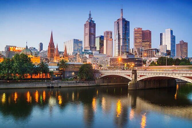 Melbourne Landmark City Tour. Your day Your way Your private tour - How the 7-hour format works: driving first, then slowing down