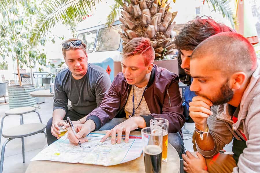Melbourne: Laneway Bar Tour Where Locals Drink - How the small group keeps the tour from feeling like a herd