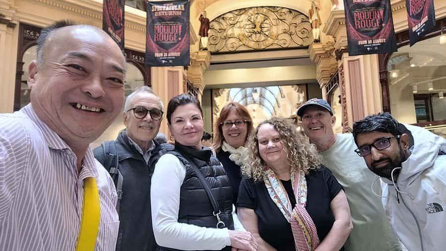 Melbourne Laneways Tour - Meeting at St Paul’s: Your laneway “game plan” starts here