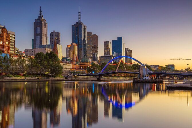 Melbourne Like a Local, Private & Personalized Experience (3 hrs) - Meeting at Starbucks on Swanston Street: your tour starts with you