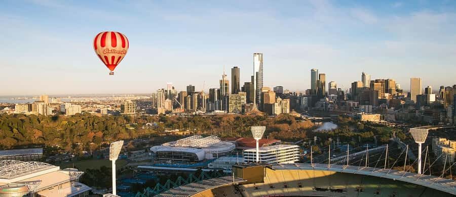 Melbourne Premium Balloon Flight 5-Star Champagne Breakfast - The Big Idea: Sunrise Ballooning Over Melbourne, Then Breakfast at Grand Hyatt