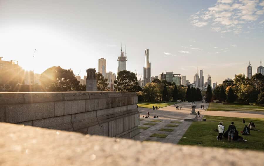 Melbourne: Private Melbourne City Tour with Stops - Pickup, scenic passes, and the rhythm of the tour