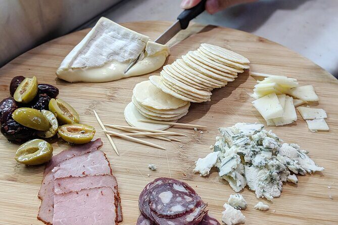 Melbourne Private Multicultural Markets Food Tour - A Melbourne food tour that explains more than what’s for sale
