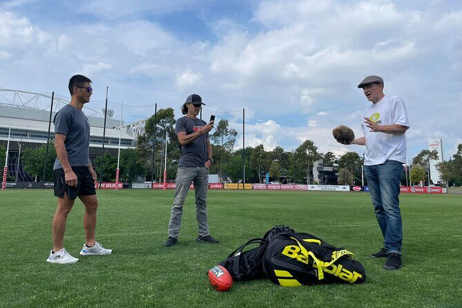 Melbourne Sports Walking Tour - Starting at Federation Square (meeting fast, walking smarter)