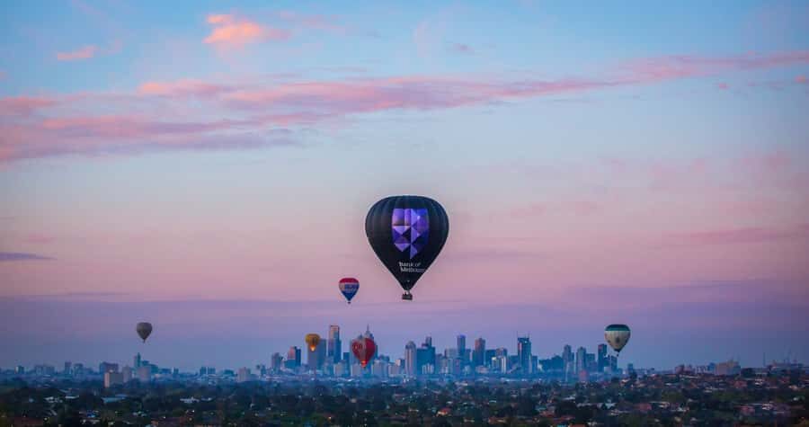 Melbourne: Sunrise Hot Air Balloon Experience - Safety Talk, Smooth Flight, and What the Crew Actually Does