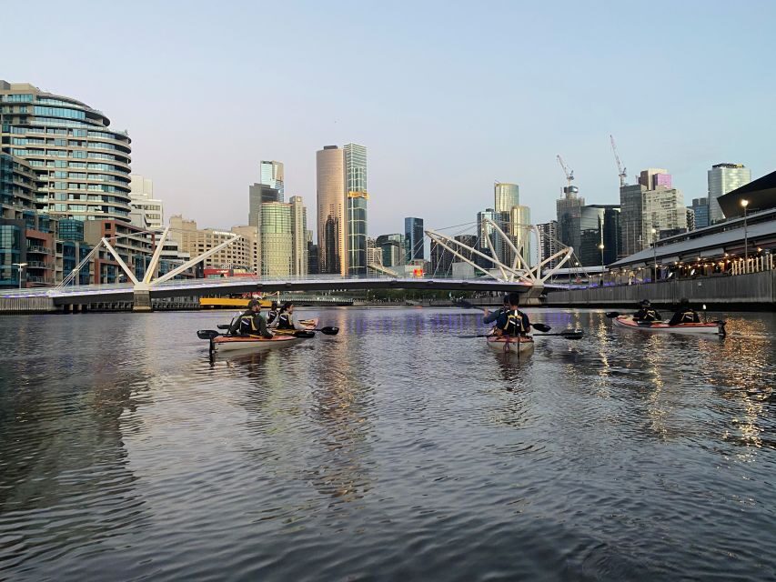 Melbourne: Sunset Kayak Tour with Dinner - After dinner: Bolte Bridge, Southbank, and the city lights turn on