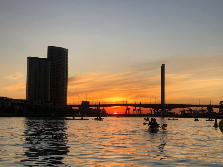 Melbourne: Sunset Kayak Tour with Dinner - Weather, comfort, and your “bring this” list