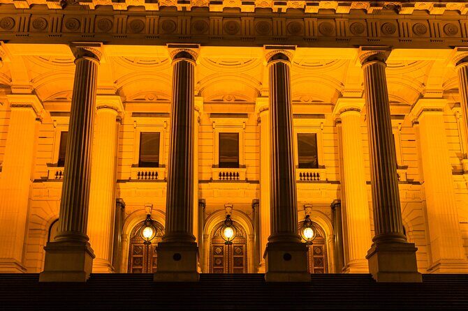 Melbourne Vampire Quest: Self-Guided Gothic Adventure - The Hotel Windsor and Parliament House: Where the Setting Does the Work