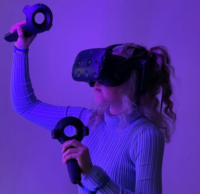 Melbourne: Virtual Reality Games OR Escape Room Experience - Inside the VR escape rooms: 3D puzzles built for groups
